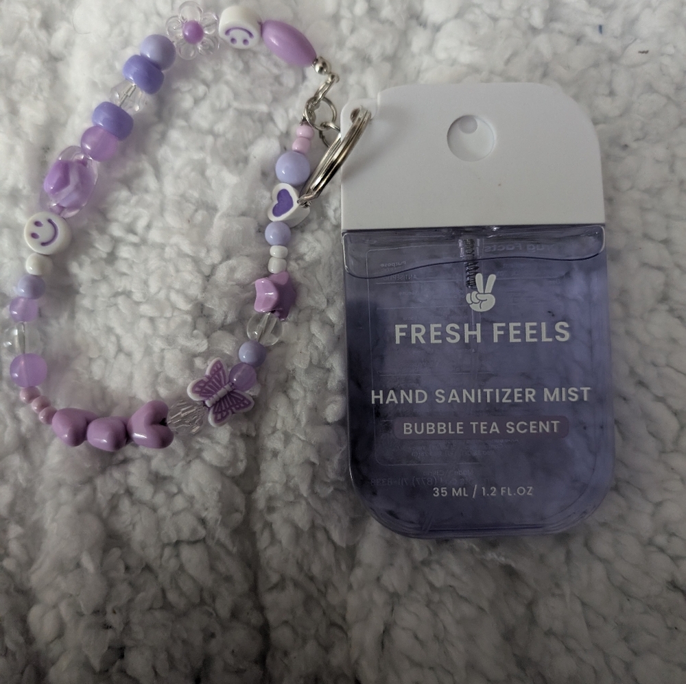 Fresh Feels Hand Sanitizer with Purple Bracelet
